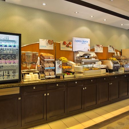 Holiday Inn Express Kingston Central By Ihg Esterno foto