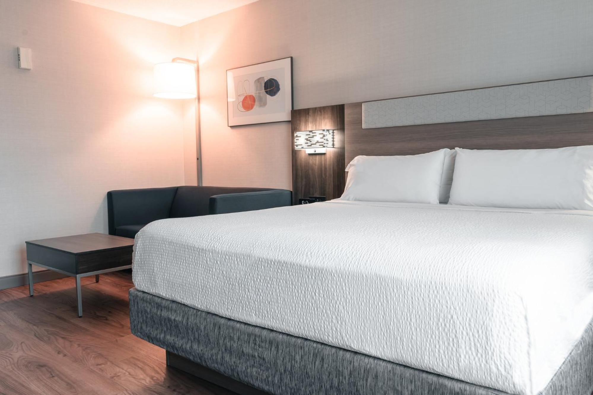 Holiday Inn Express Kingston Central By Ihg Esterno foto
