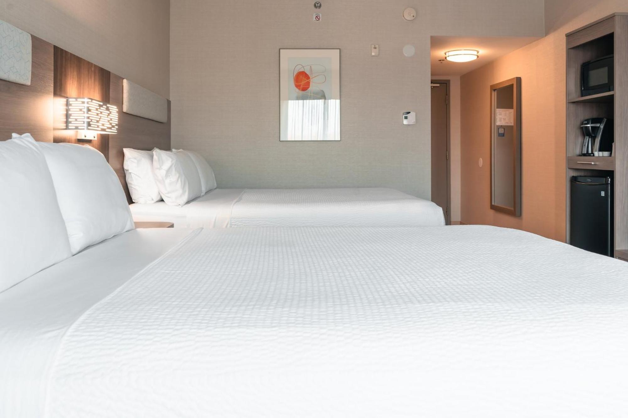 Holiday Inn Express Kingston Central By Ihg Esterno foto
